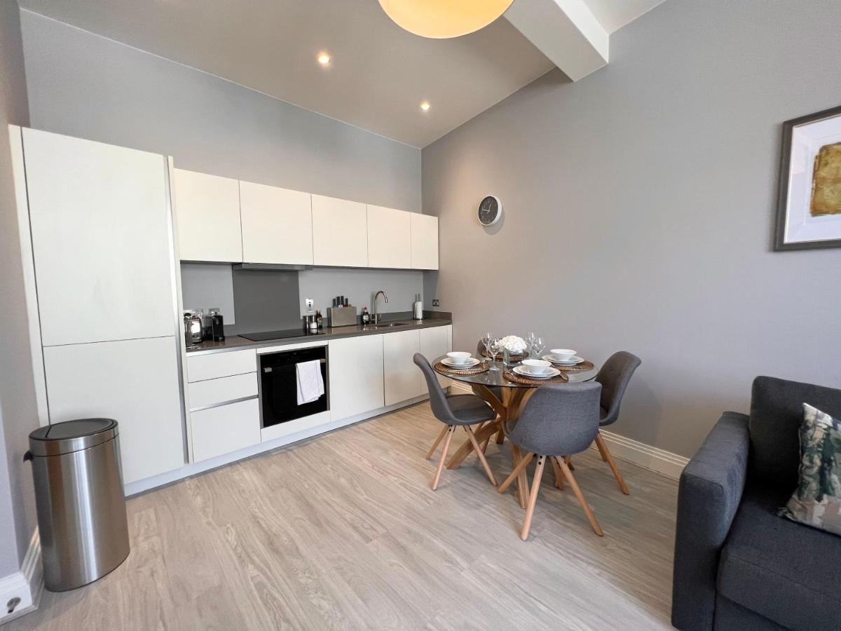 Urban Living'S - Windsor Castle Luxury Apartments Exterior photo