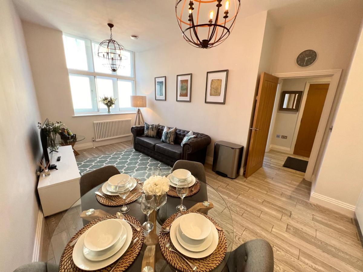 Urban Living'S - Windsor Castle Luxury Apartments Exterior photo